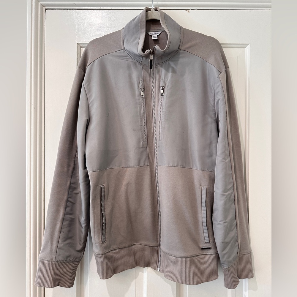 Calvin Klein men’s grey silver zip up jacket